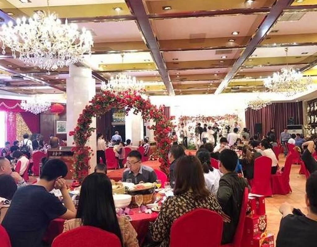 婚宴要放香烟吗为什么 婚礼餐桌放烟吗