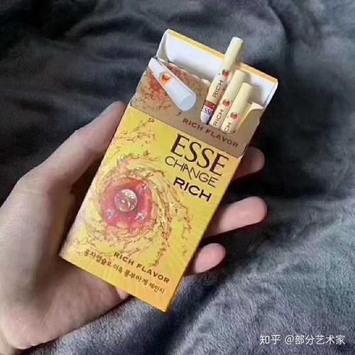 夹香烟的物件是什么 夹香烟的物件是什么意思