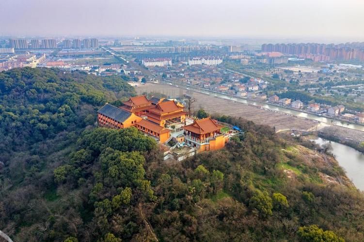 小昆山买香烟去哪里买的 小昆山 商场